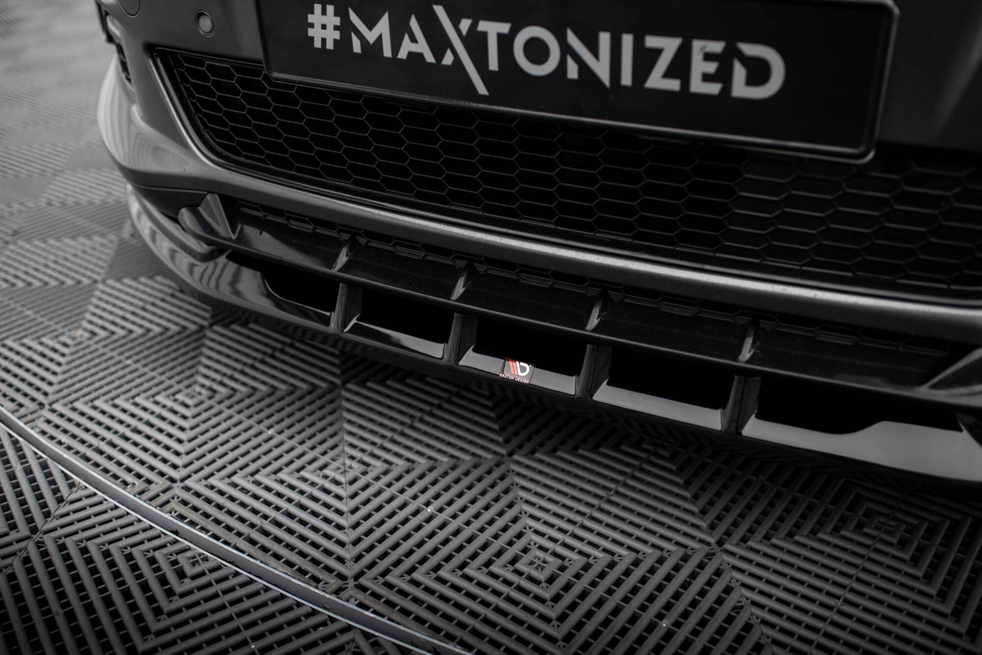 Maxton Front Ansatz für Ford S-Max ST-Line Mk2 schwarz Hochglanz