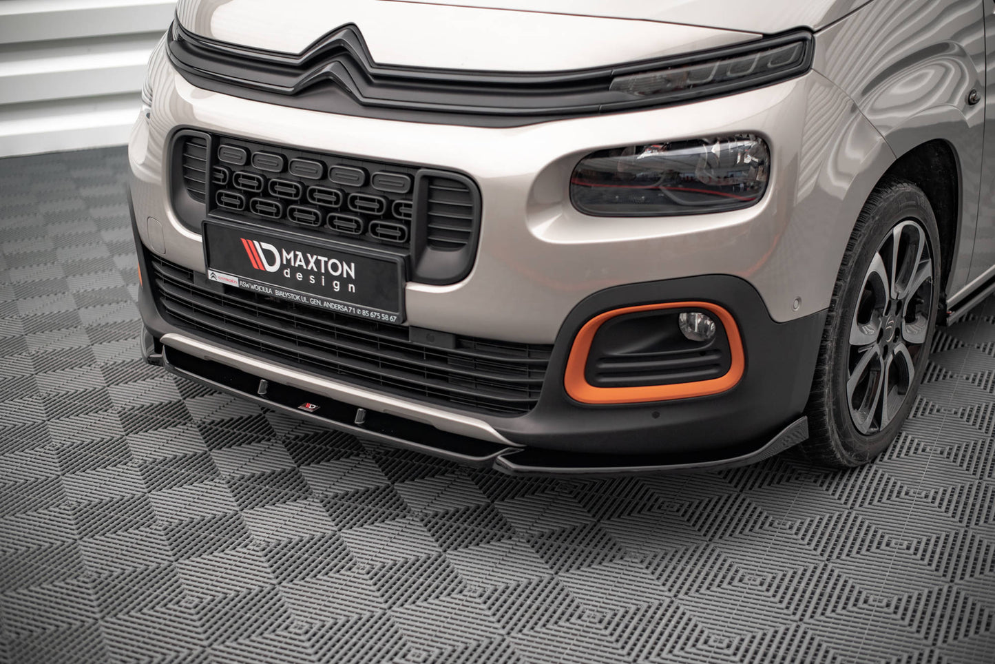 Maxton Front Ansatz für Citroen Berlingo Mk3 schwarz Hochglanz