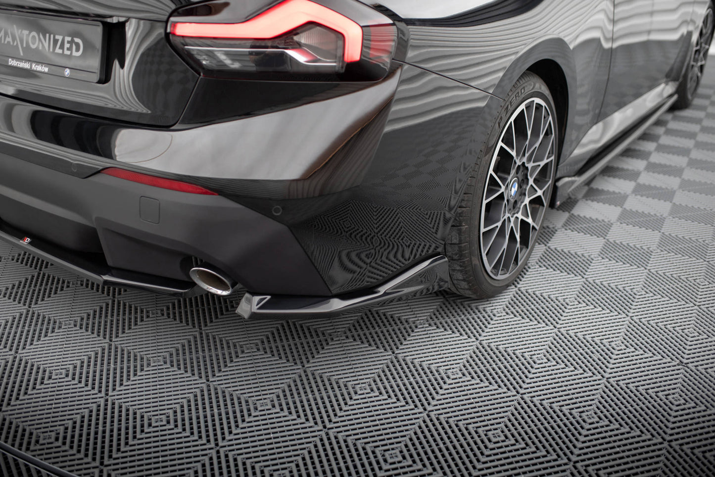 Maxton Heck Ansatz Flaps Diffusor V.2 für BMW 2 Coupe G42 schwarz Hochglanz