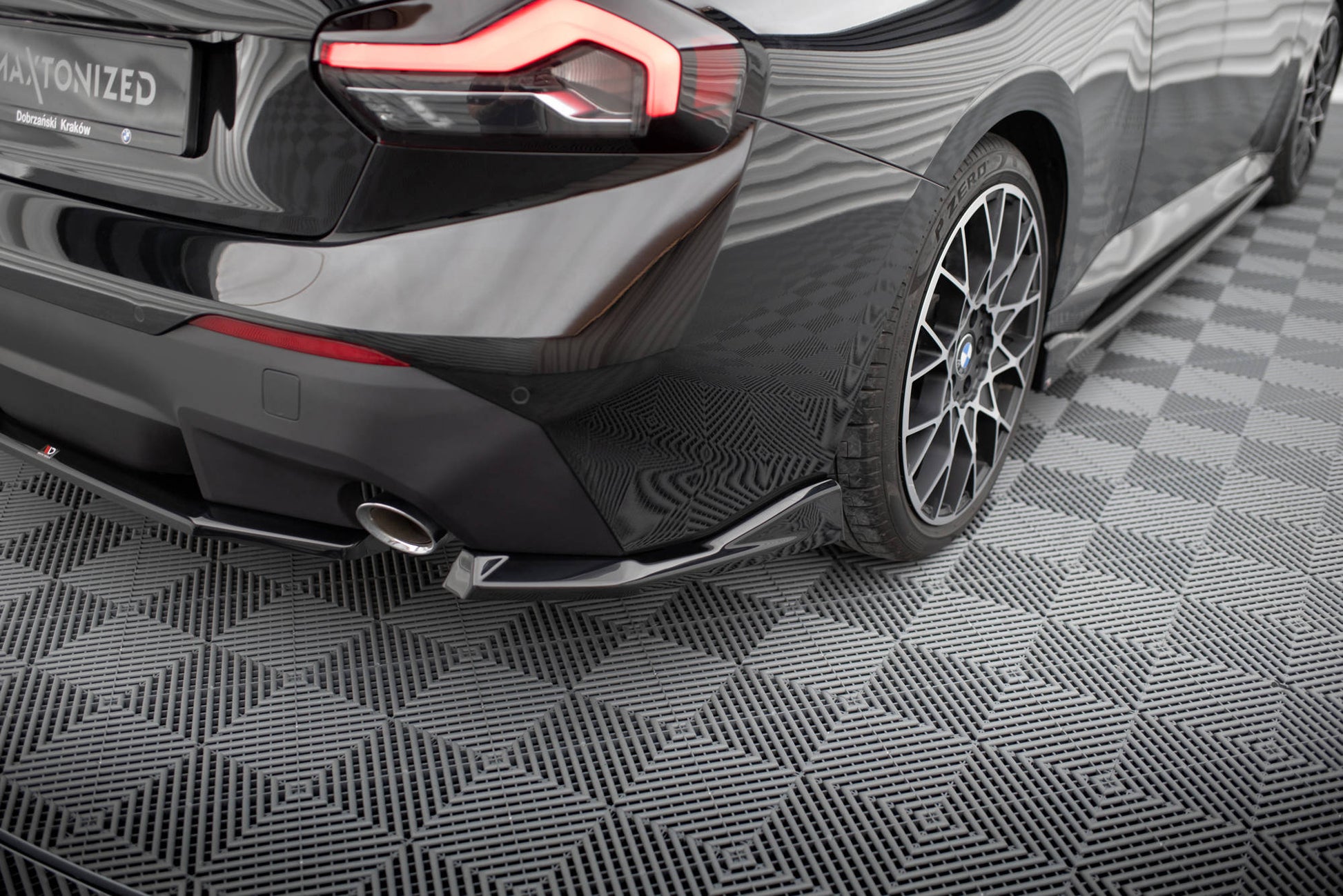 Maxton Heck Ansatz Flaps Diffusor V.2 für BMW 2 Coupe G42 schwarz Hochglanz