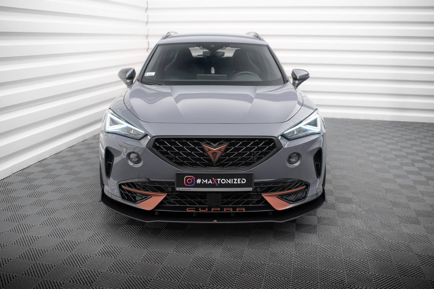 Maxton Street Pro Front Ansatz für für Cupra Formentor Mk1