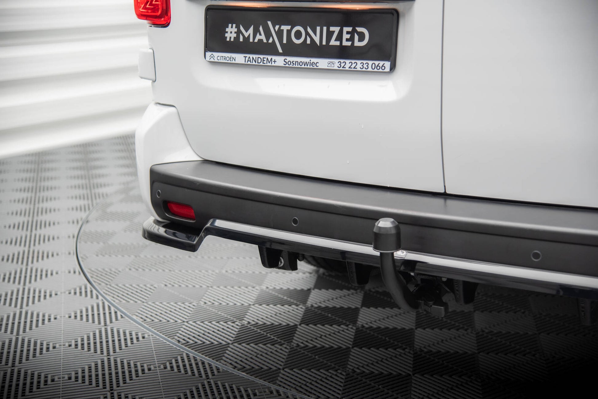 Maxton Mittlerer Diffusor Heck Ansatz DTM Look für Citroen Jumpy L3 Mk3 schwarz Hochglanz