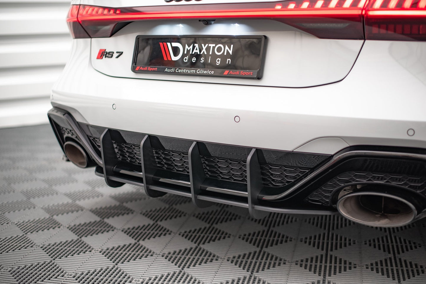 Maxton Street Pro Heckschürze für Audi RS7 C8 / RS6 C8