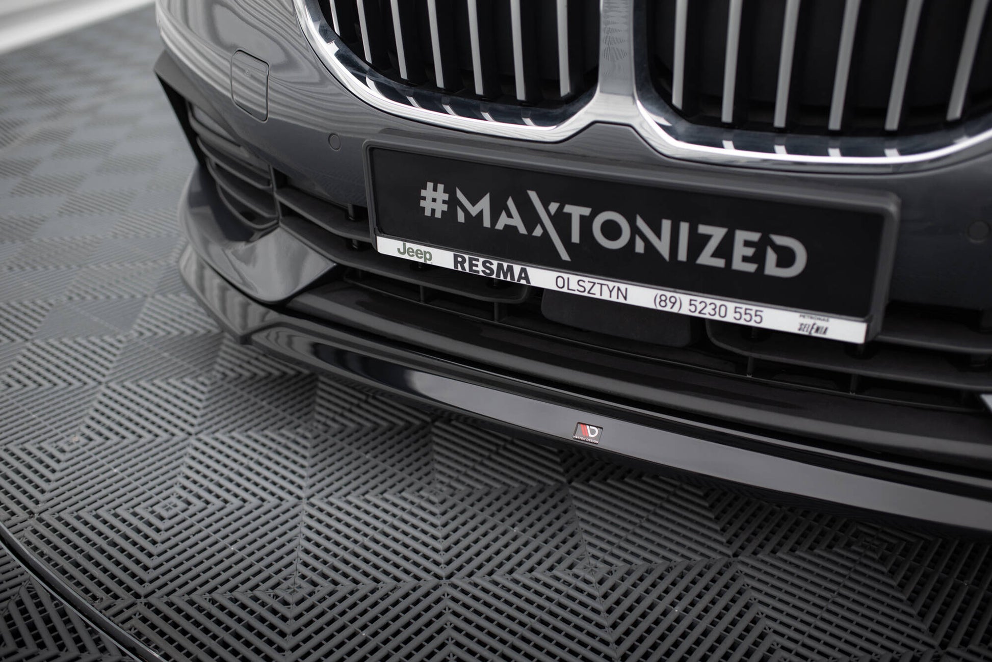 Maxton Front Ansatz V.2 für BMW 1er F40 schwarz Hochglanz