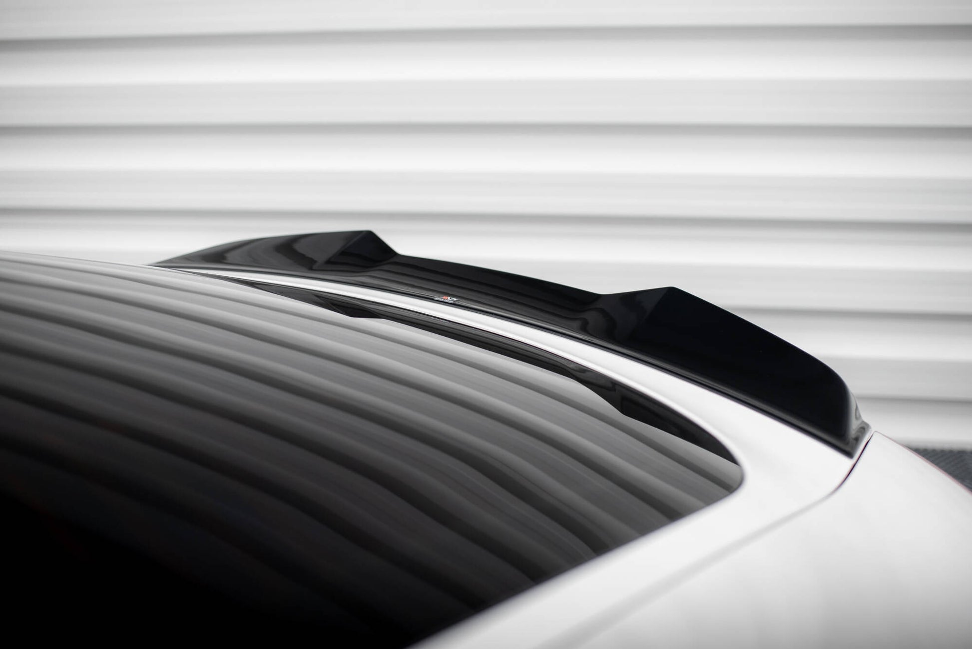 Maxton Spoiler CAP für 3D Audi TT 8J schwarz Hochglanz