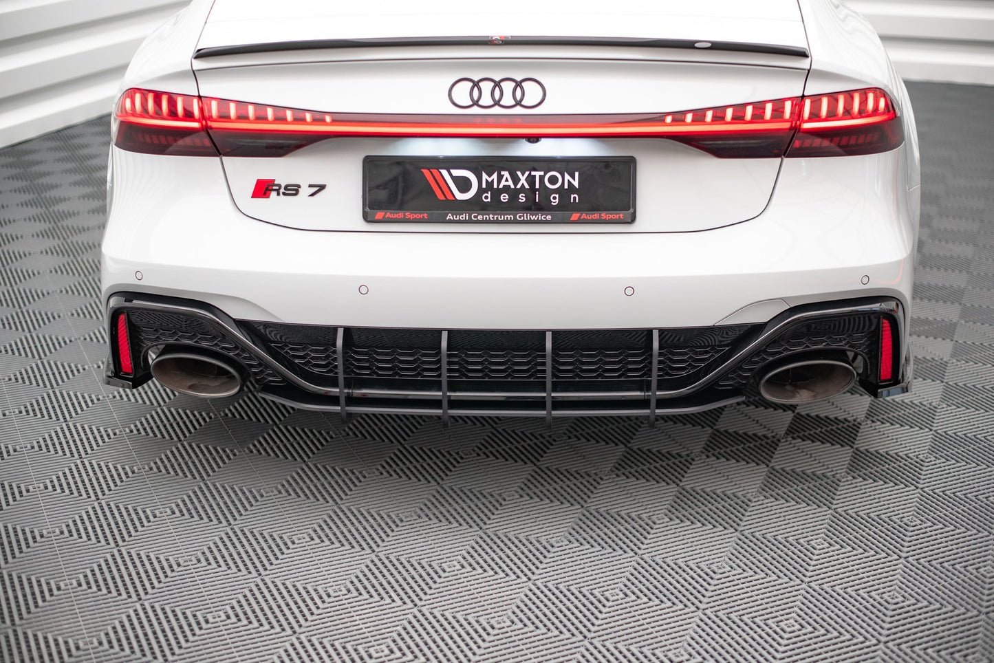Maxton Street Pro Heckschürze für Audi RS7 C8 / RS6 C8