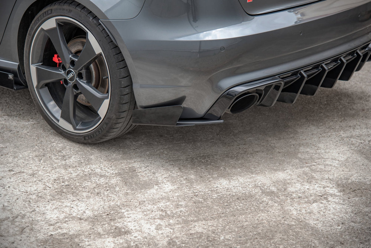 Maxton Robuste Racing Heck Ansatz Flaps Diffusor +Flaps für Audi RS3 8V Sportback schwarz Hochglanz