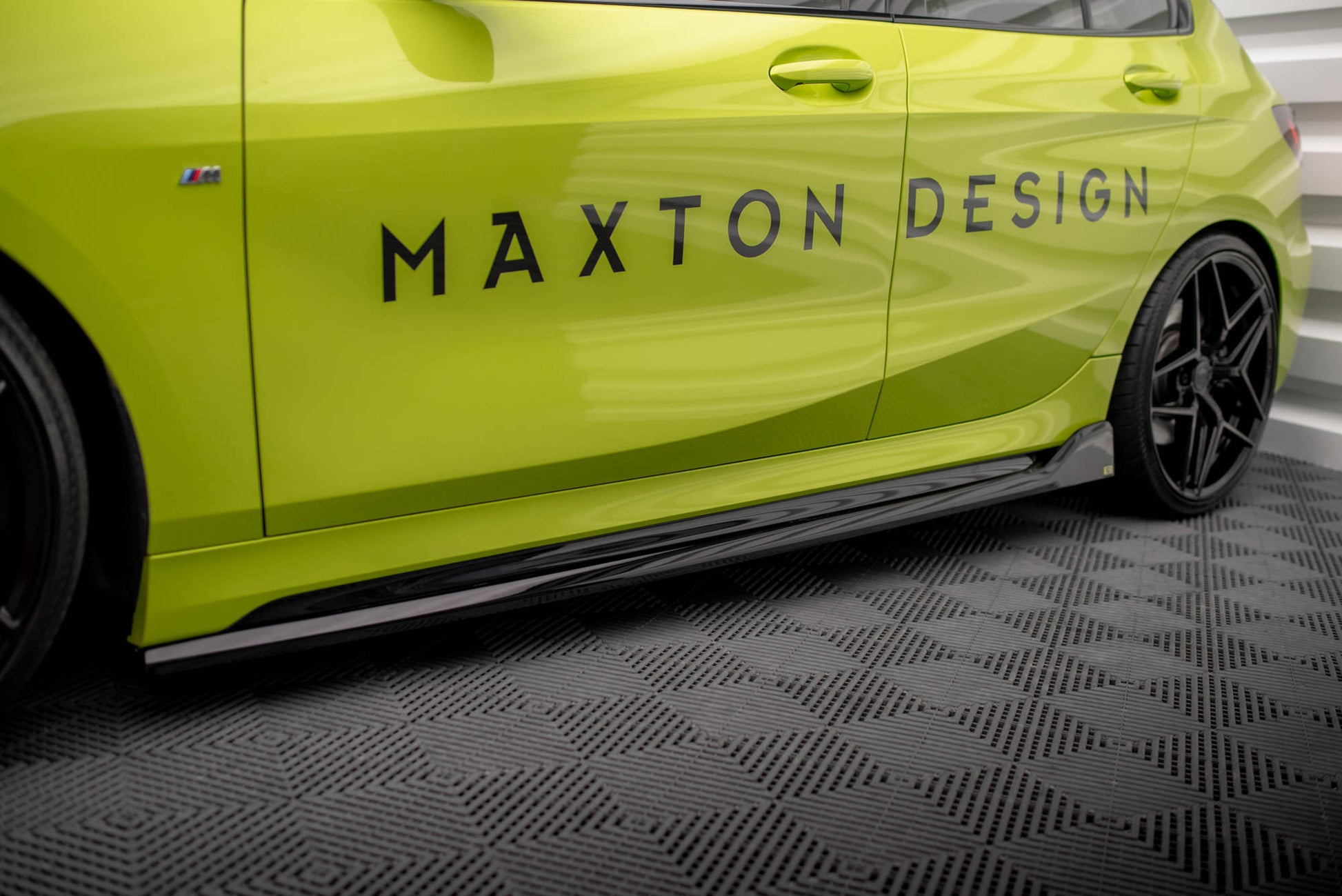 Maxton Seitenschweller Ansatz für V.5 BMW 1er F40 M-Paket/ M135i  schwarz Hochglanz