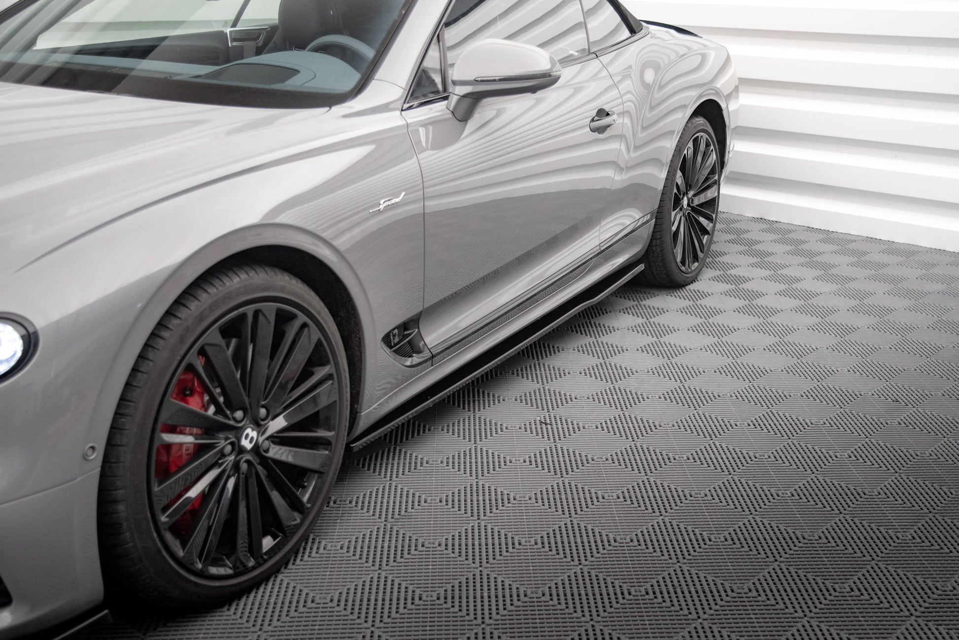 Maxton Seitenschweller Ansatz für Bentley Continental GT Mk3 schwarz Hochglanz