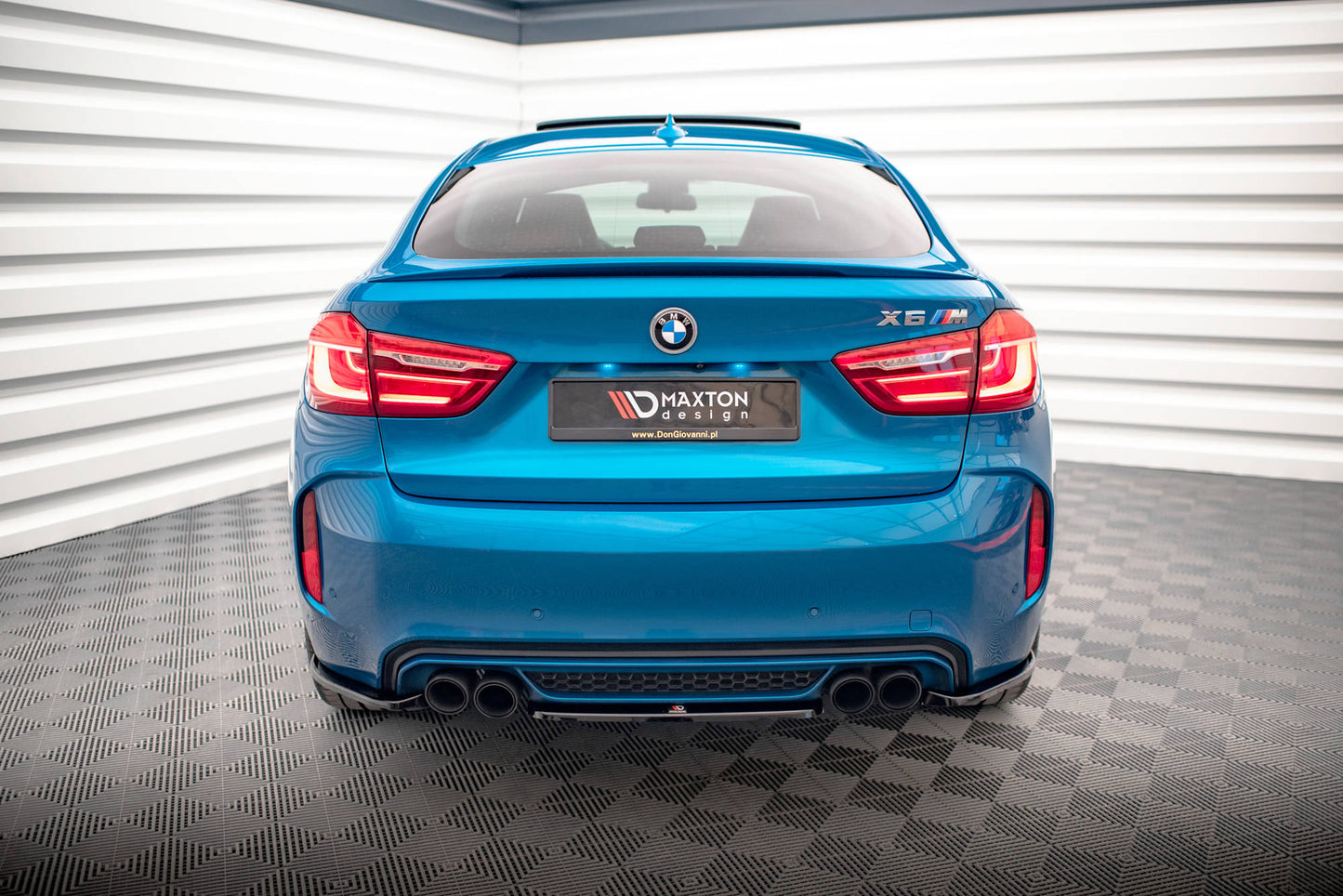 Maxton Mittlerer Diffusor Heck Ansatz für BMW X6 M F86 schwarz Hochglanz