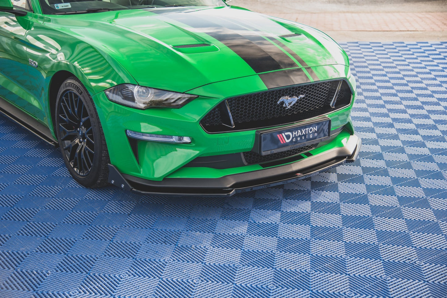 Maxton Front Ansatz V.2 +Flaps für Ford Mustang GT Mk6 Facelift