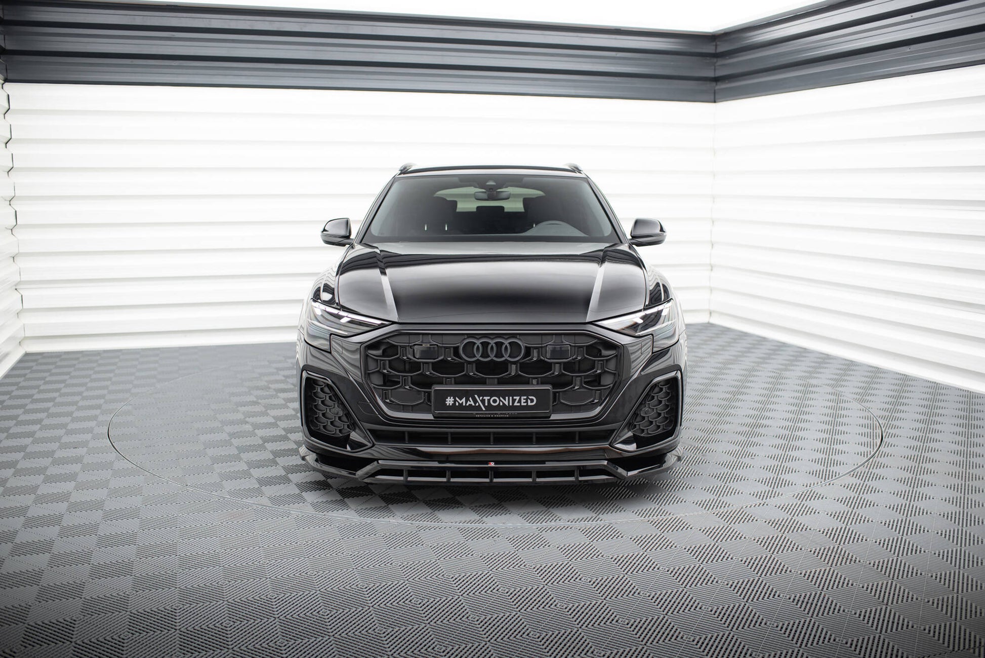 Maxton Front Ansatz für Audi SQ8 / Q8 S-Line Mk1 Facelift schwarz Hochglanz