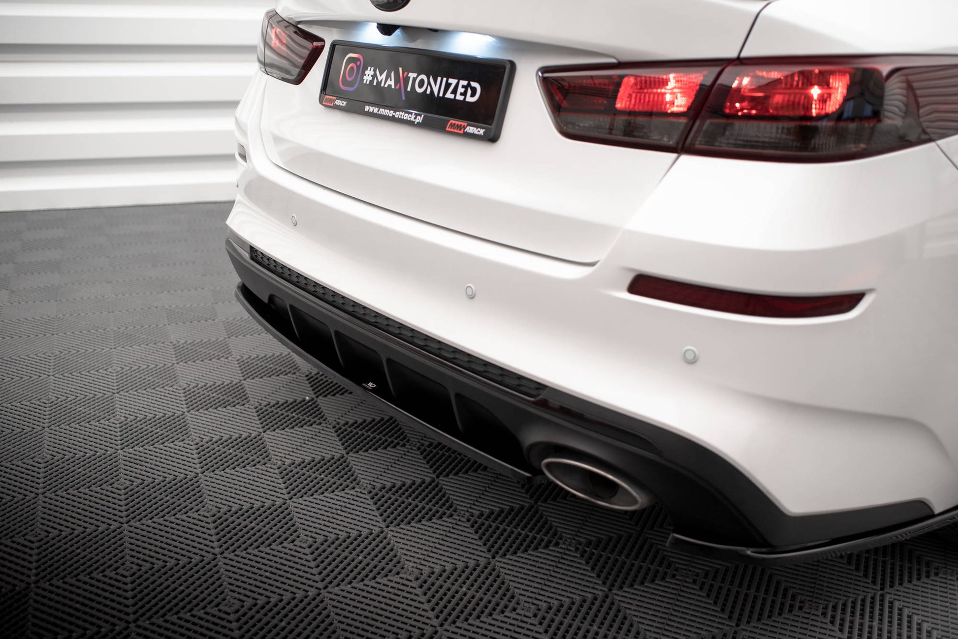 Maxton Heck Ansatz Flaps Diffusor V.1 für Kia Optima Mk4 Facelift schwarz Hochglanz