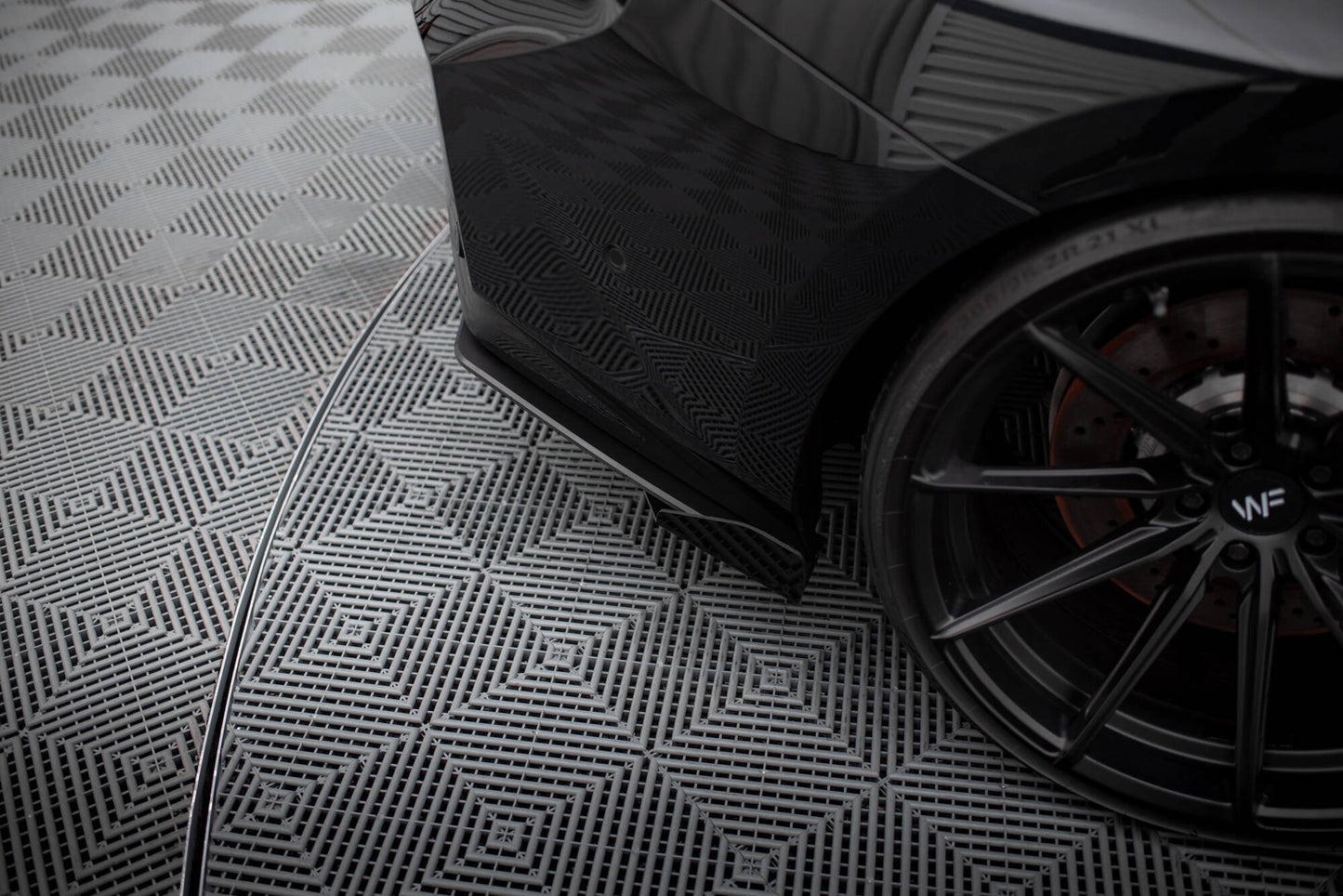 Maxton Hintere Seiten Flaps für BMW M2 G87 schwarz Hochglanz