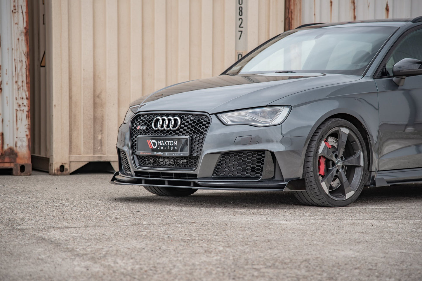 Maxton Robuste Racing Front Ansatz für passend +Flaps für Audi RS3 8V Sportback schwarz Hochglanz