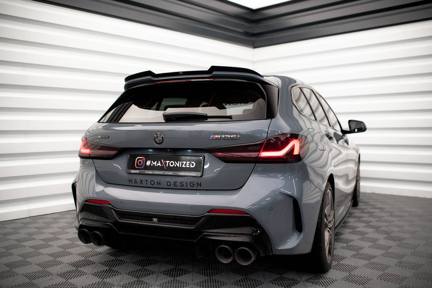 Maxton Spoiler CAP V.2 für BMW 1er M135i / 128ti / M-Paket F40 schwarz Hochglanz