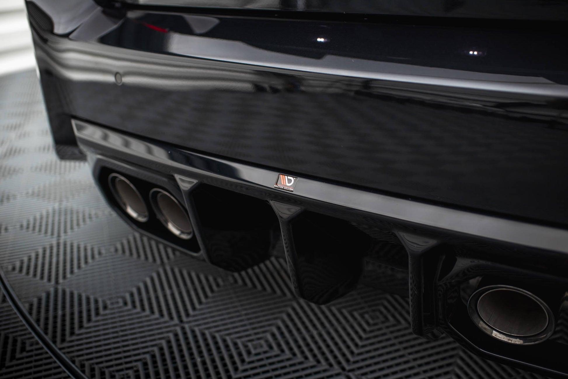 Maxton Diffusor Heck Ansatz V.2 für BMW M2 G87 schwarz Hochglanz