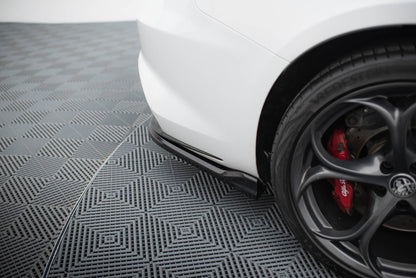 Maxton Heck Ansatz Flaps Diffusor für Alfa Romeo Giulia Quadrifoglio schwarz Hochglanz