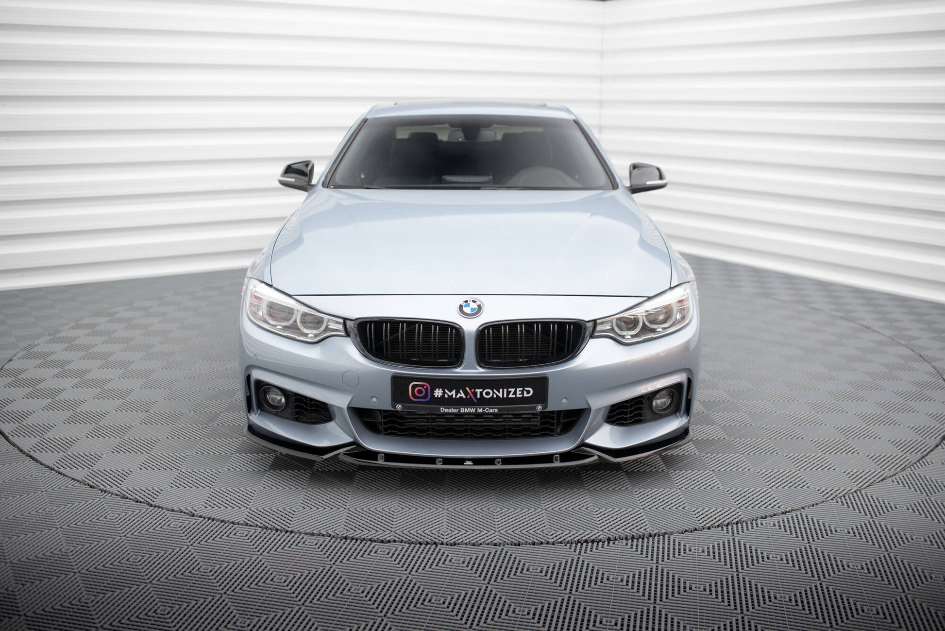 Maxton Front Ansatz V.3 für BMW 4er Coupe / Gran Coupe / Cabrio M-Paket F32 / F36 / F33 schwarz Hochglanz