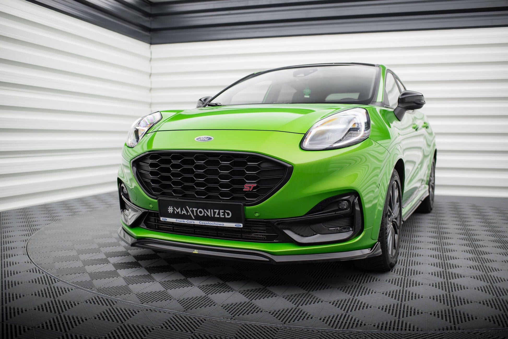 Maxton Front Ansatz V.2 für Ford Puma ST / ST-Line Mk1 schwarz Hochglanz