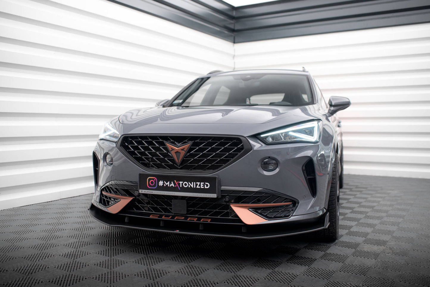 Maxton Street Pro Front Ansatz für für Cupra Formentor Mk1