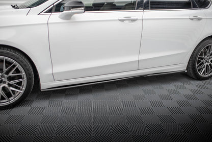 Maxton Seitenschweller Ansatz für Ford Mondeo Sport Mk5 Facelift / Fusion Sport Mk2 Facelift schwarz Hochglanz