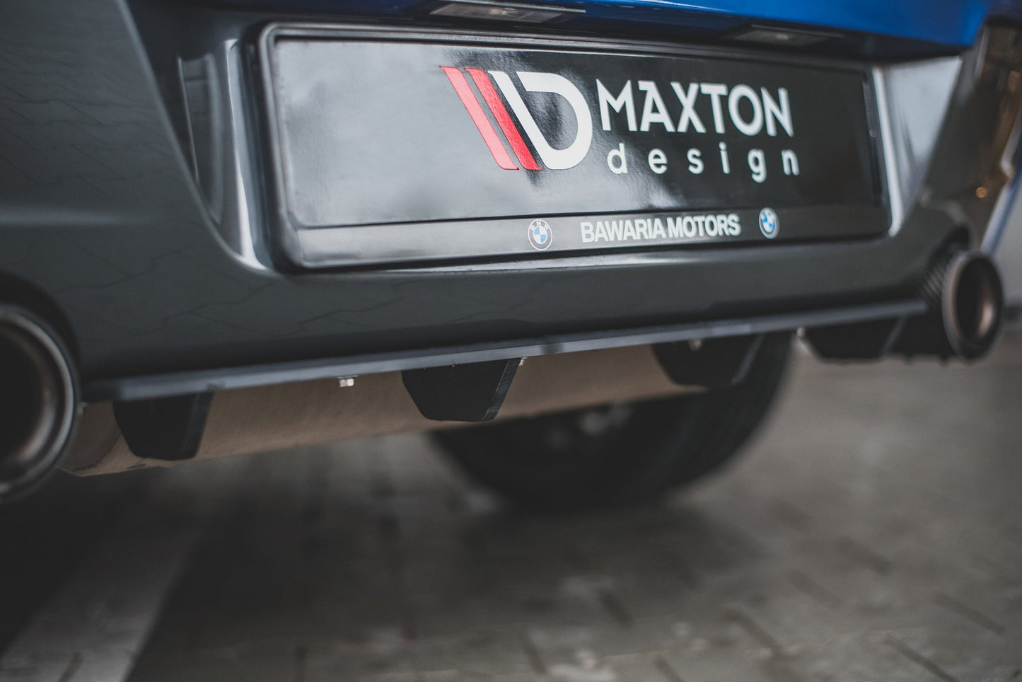 Maxton Robuste Racing Heckschürze für BMW M135i F20