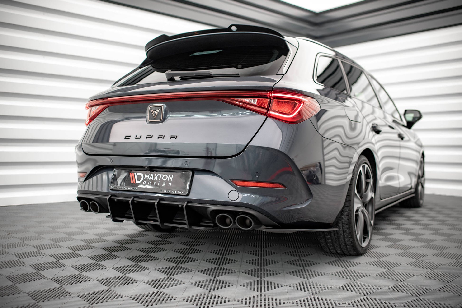 Maxton Street Pro Heckschürze für Cupra Leon ST