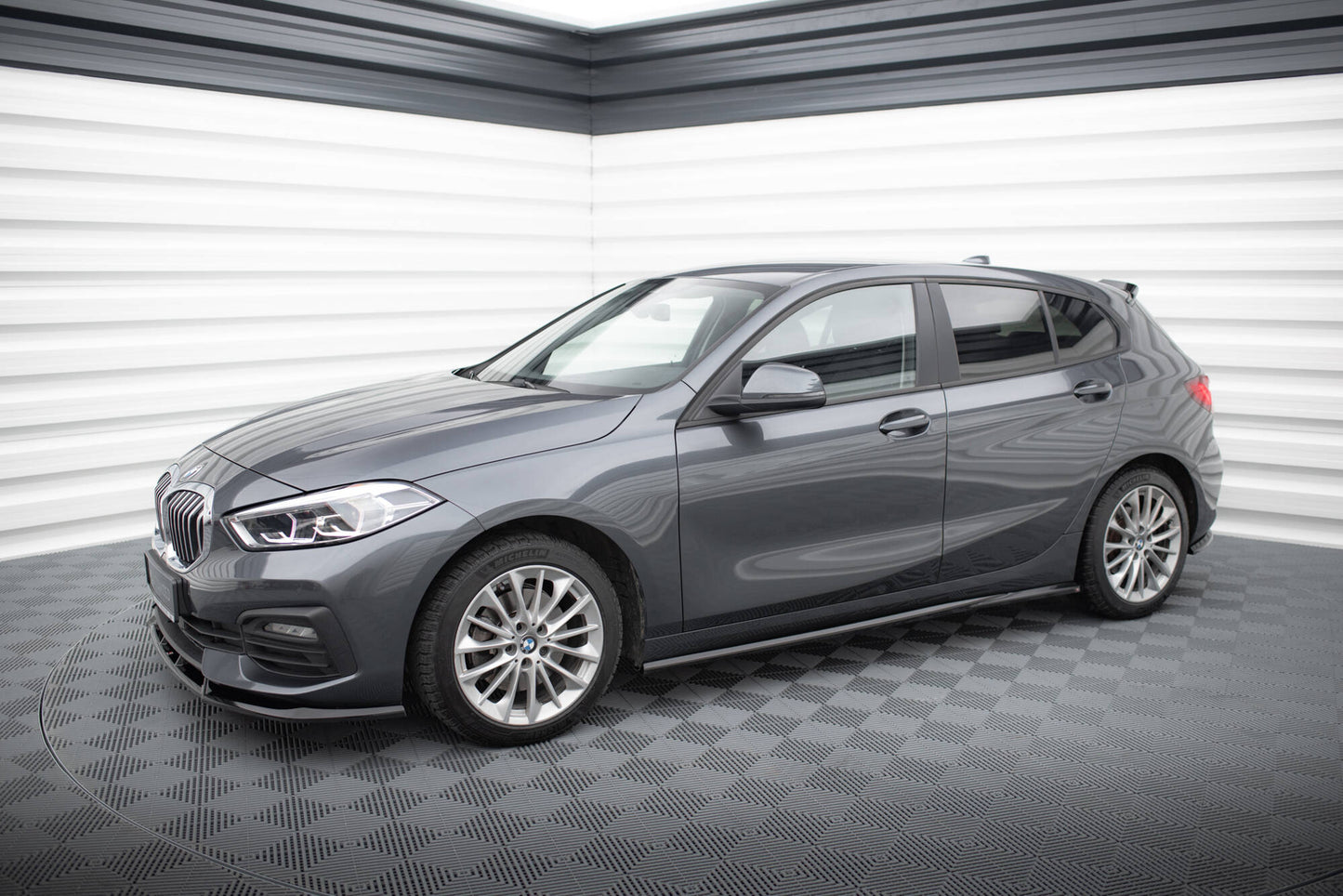 Maxton Seitenschweller Ansatz für BMW 1er F40 schwarz Hochglanz