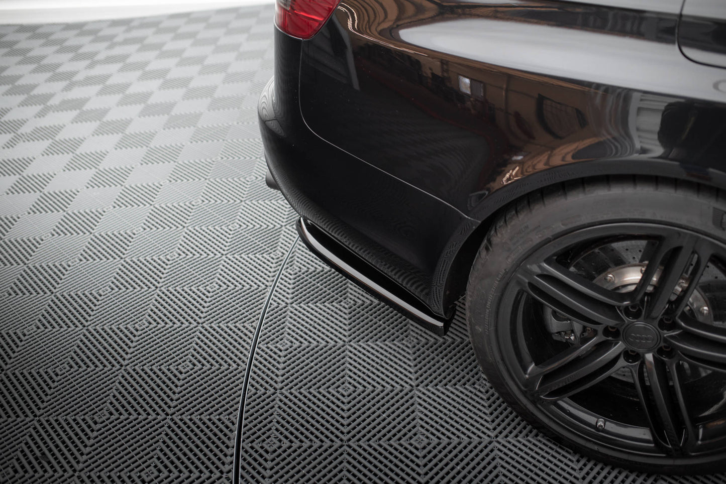 Maxton Heck Ansatz Flaps Diffusor für Audi RS6 Avant C6 schwarz Hochglanz