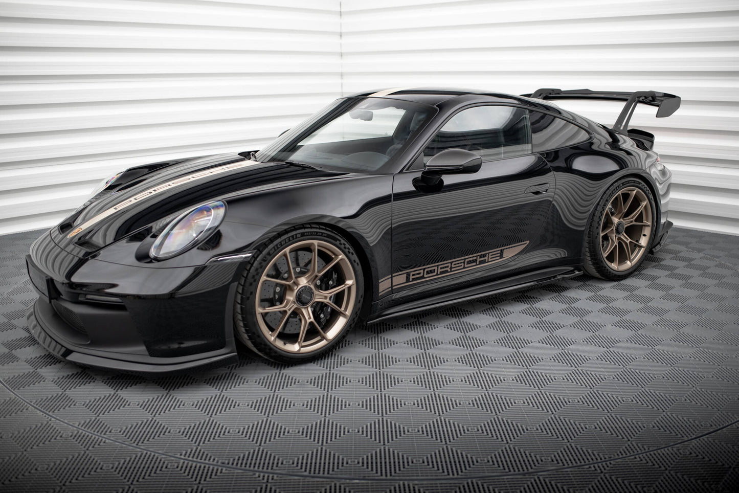 Maxton Seitenschweller Ansatz für Porsche 911 992 GT3 schwarz Hochglanz