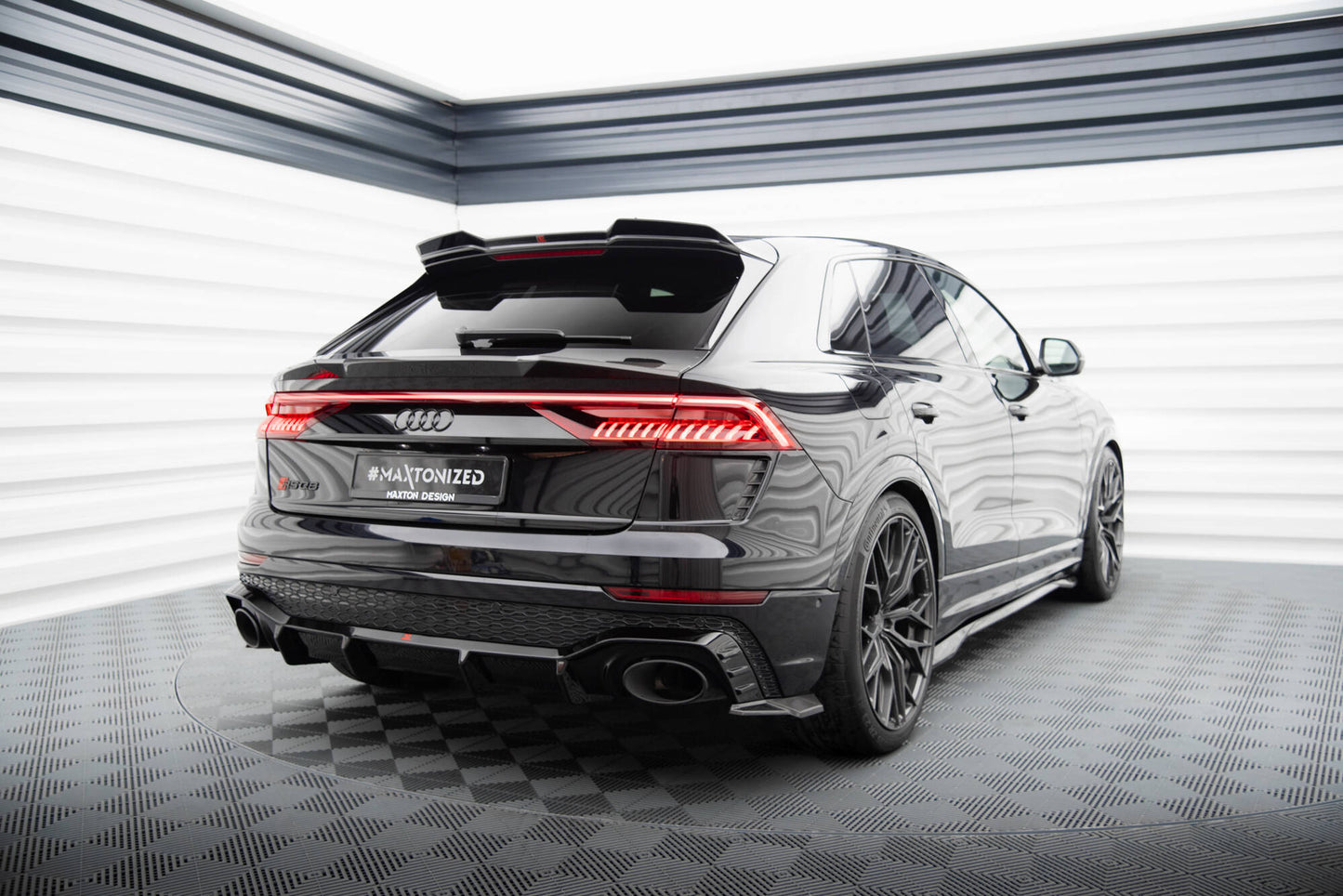 Maxton Carbon Fiber Heck Ansatz Flaps Diffusor für Audi RSQ8 Mk1
