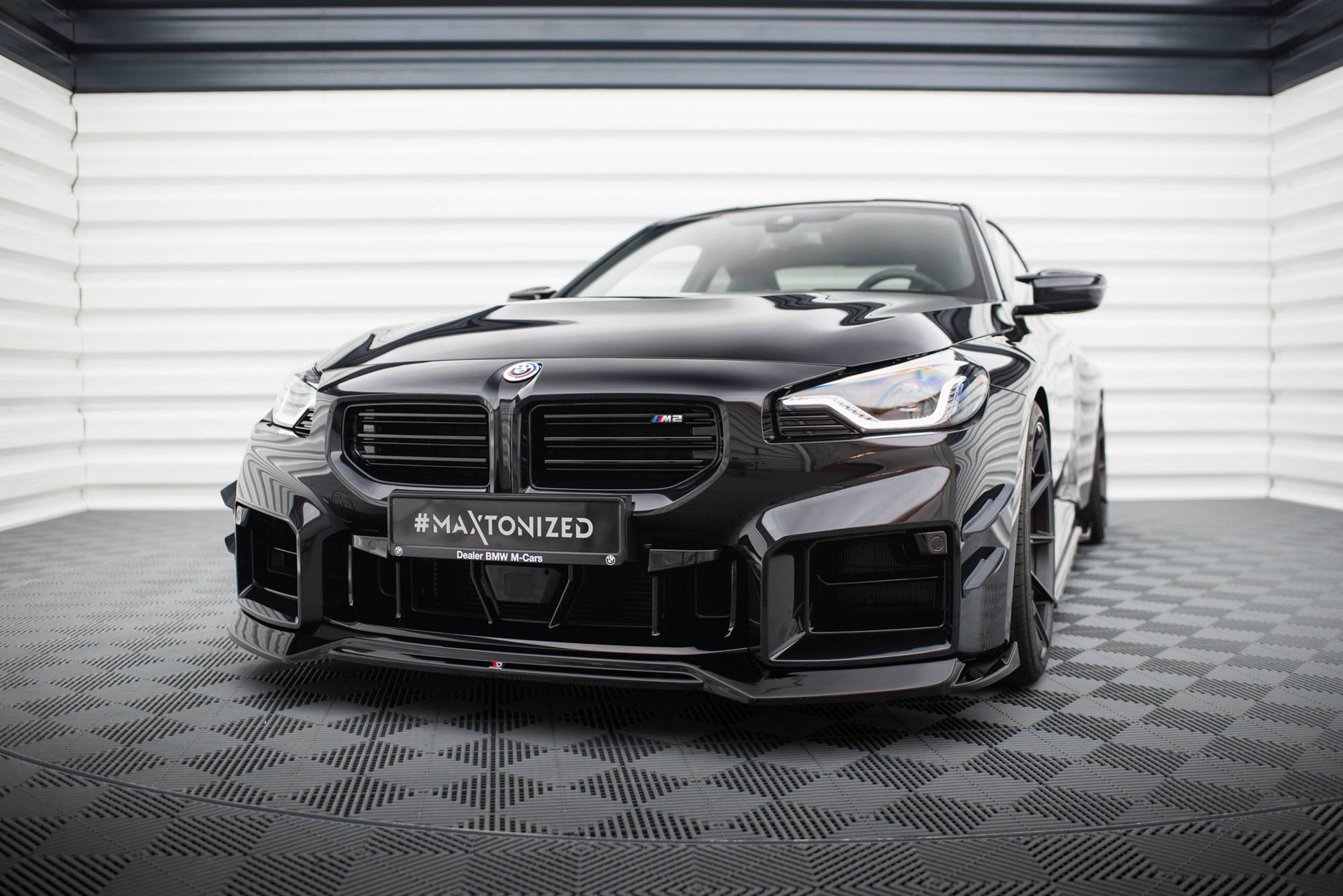 Maxton Front Ansatz V.1 für BMW M2 G87 schwarz Hochglanz