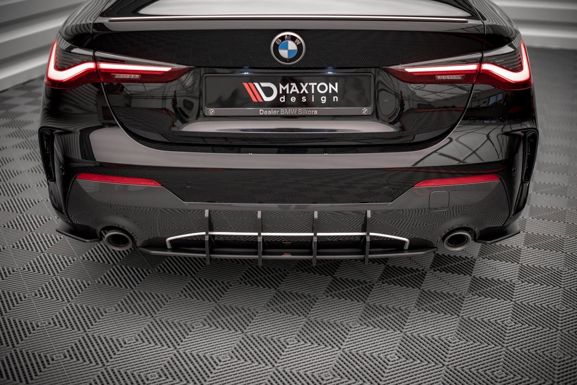 Maxton Street Pro Heckschürze für BMW 4er M-Paket G22