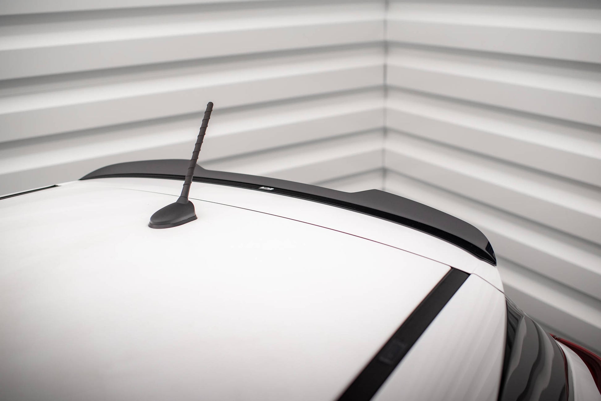 Maxton Spoiler CAP für Hyundai I20 Mk2 Facelift schwarz Hochglanz