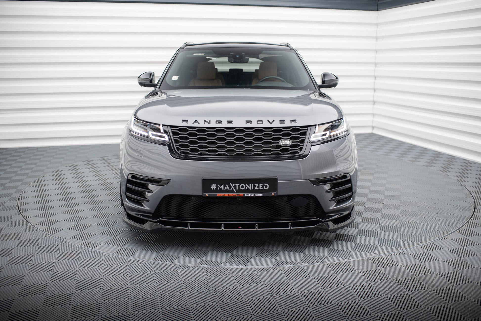 Maxton Front Ansatz für Land Rover Range Rover Velar R-Dynamic Mk1 schwarz Hochglanz