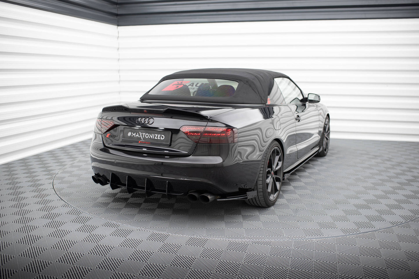 Maxton Hintere Seiten Flaps für Audi S5 / A5 S-Line Coupe / Cabriolet 8T schwarz Hochglanz