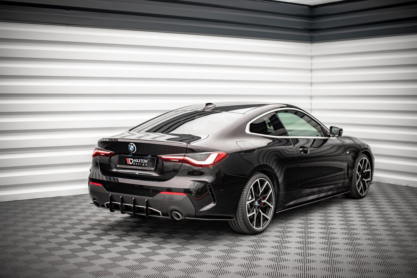 Maxton Street Pro Heckschürze für BMW 4er M-Paket G22