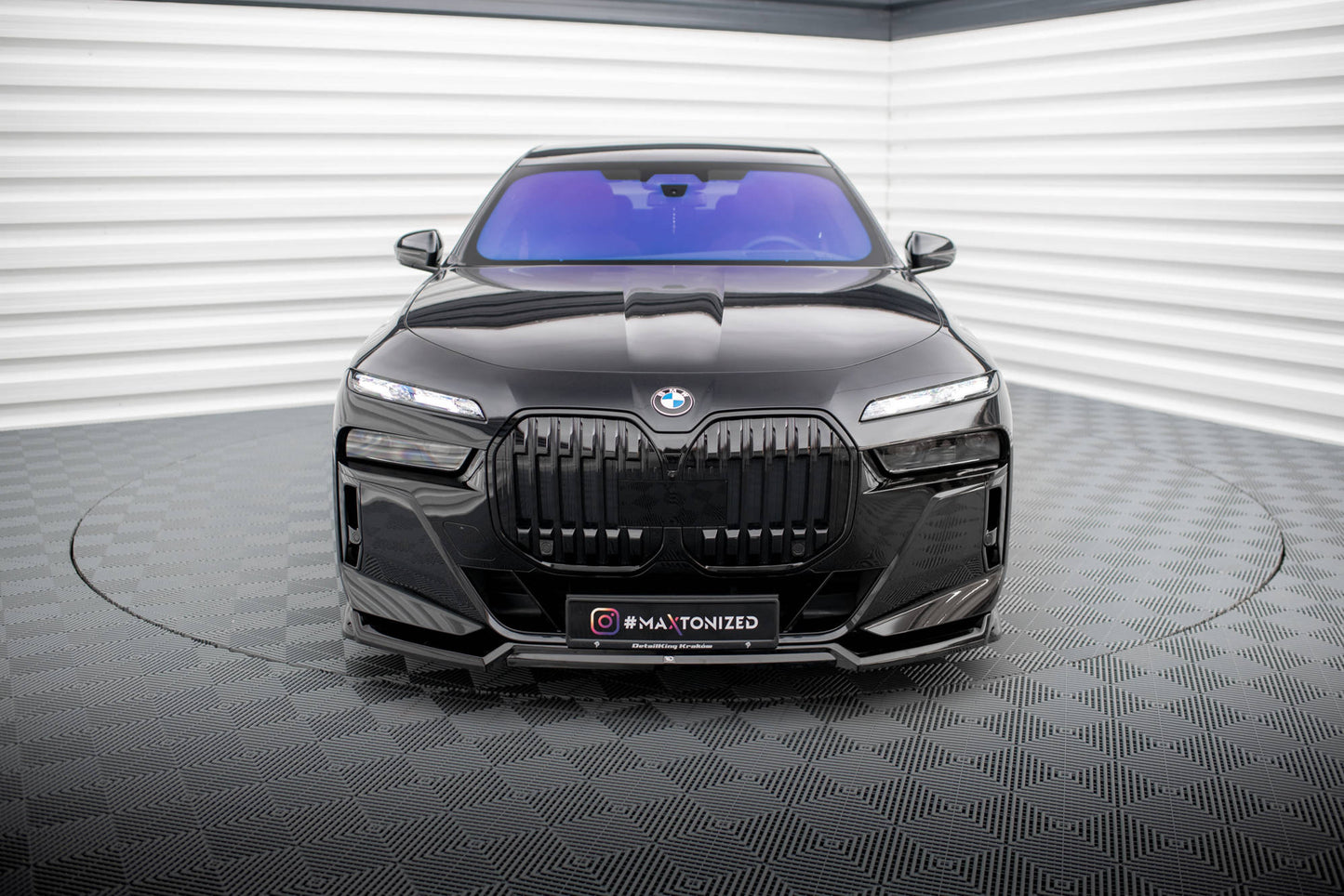 Maxton Front Ansatz V.3 für BMW 7 M-Paket / M760e / i7 M-Paket G70   schwarz Hochglanz