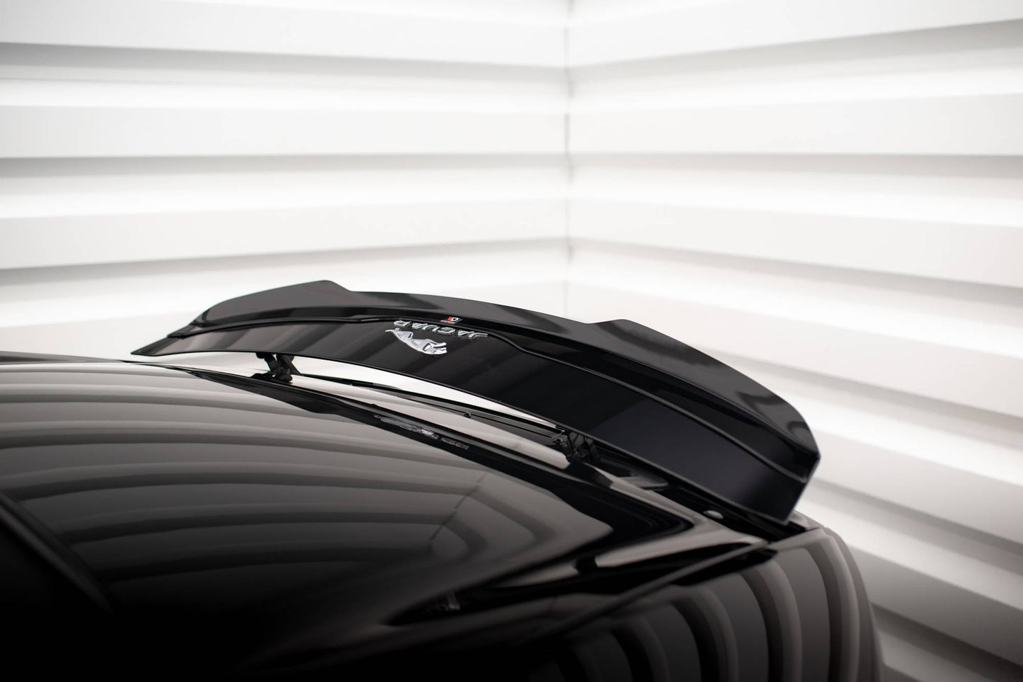 Maxton Spoiler CAP für Jaguar F-Type Mk1 Facelift schwarz Hochglanz