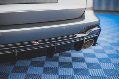 Maxton Diffusor Heck Ansatz für Audi RS6 C8 / RS7 C8 (Version mit Anhängerkupplung) schwarz Hochglanz
