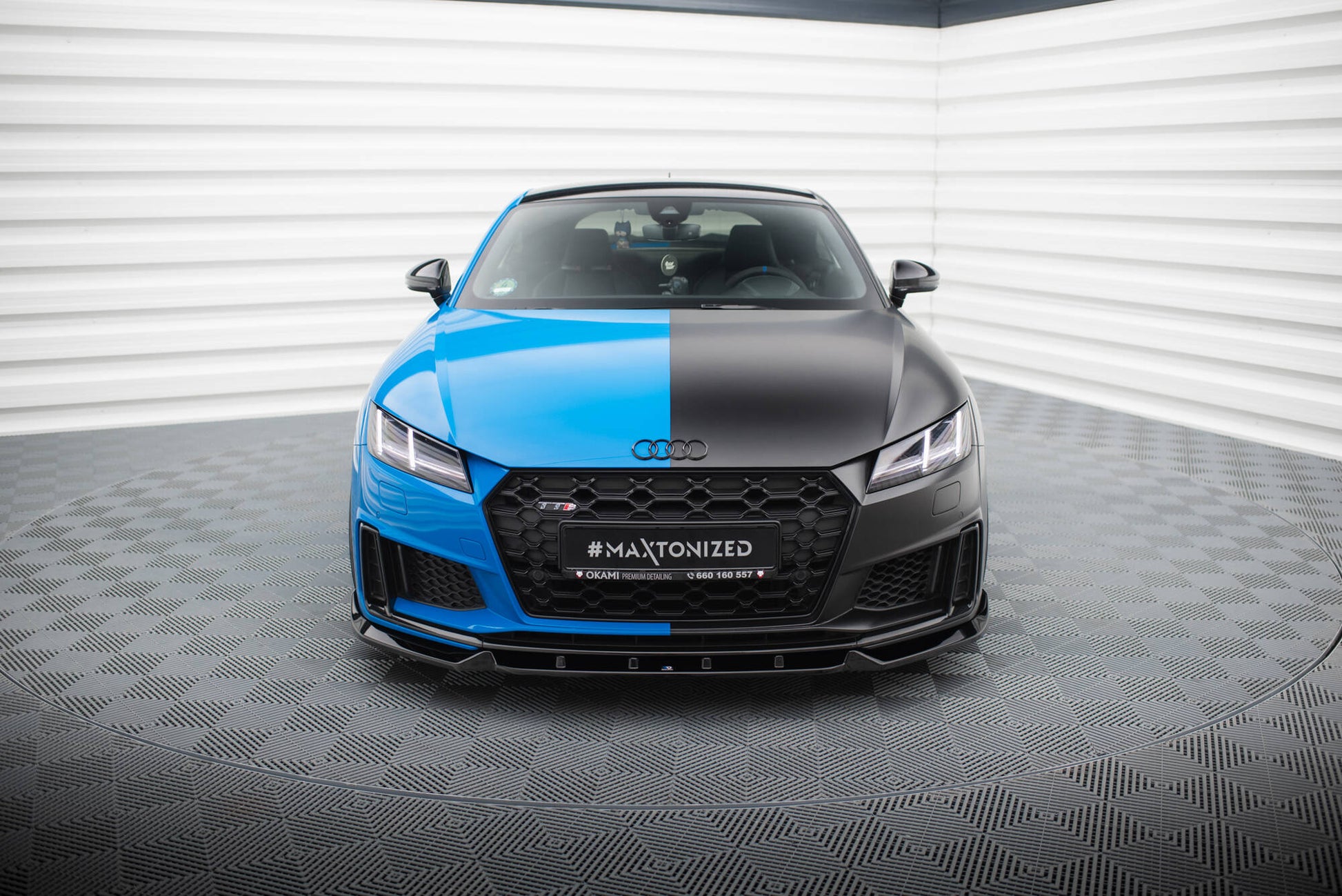 Maxton Front Ansatz V.1 für Audi TT S 8S Facelift schwarz Hochglanz