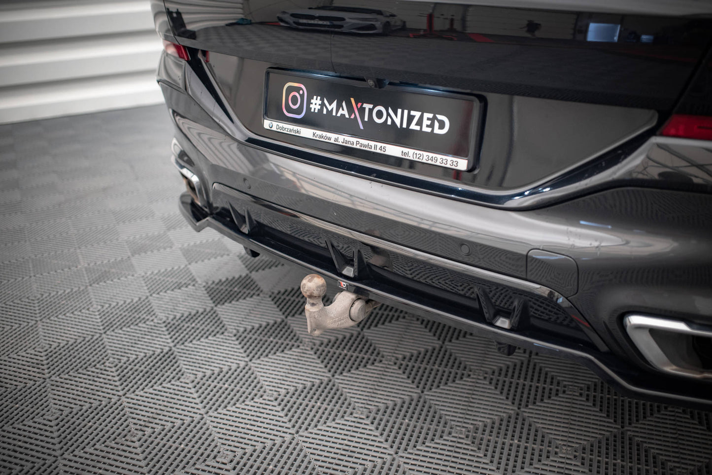 Maxton Mittlerer Diffusor Heck Ansatz DTM Look für V.3 BMW X6 M-Paket G06 schwarz Hochglanz