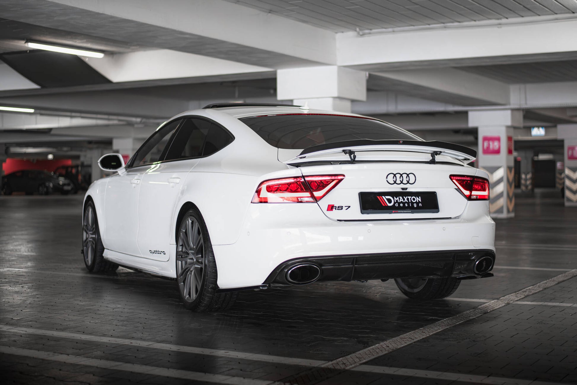 Maxton Heck Ansatz Flaps Diffusor V.2 für Audi RS7 C7 Facelift schwarz Hochglanz