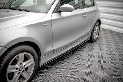 Maxton Seitenschweller Ansatz für V.2 für BMW 1er E81 Facelift schwarz Hochglanz
