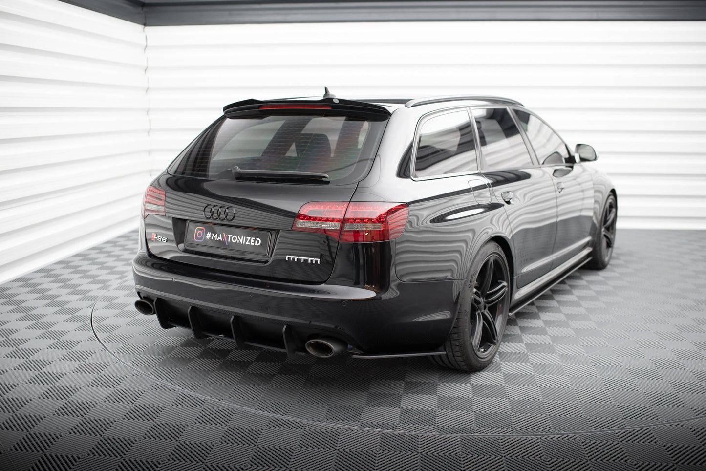 Maxton Street Pro Heck Ansatz Flaps Diffusor für Audi RS6 Avant C6