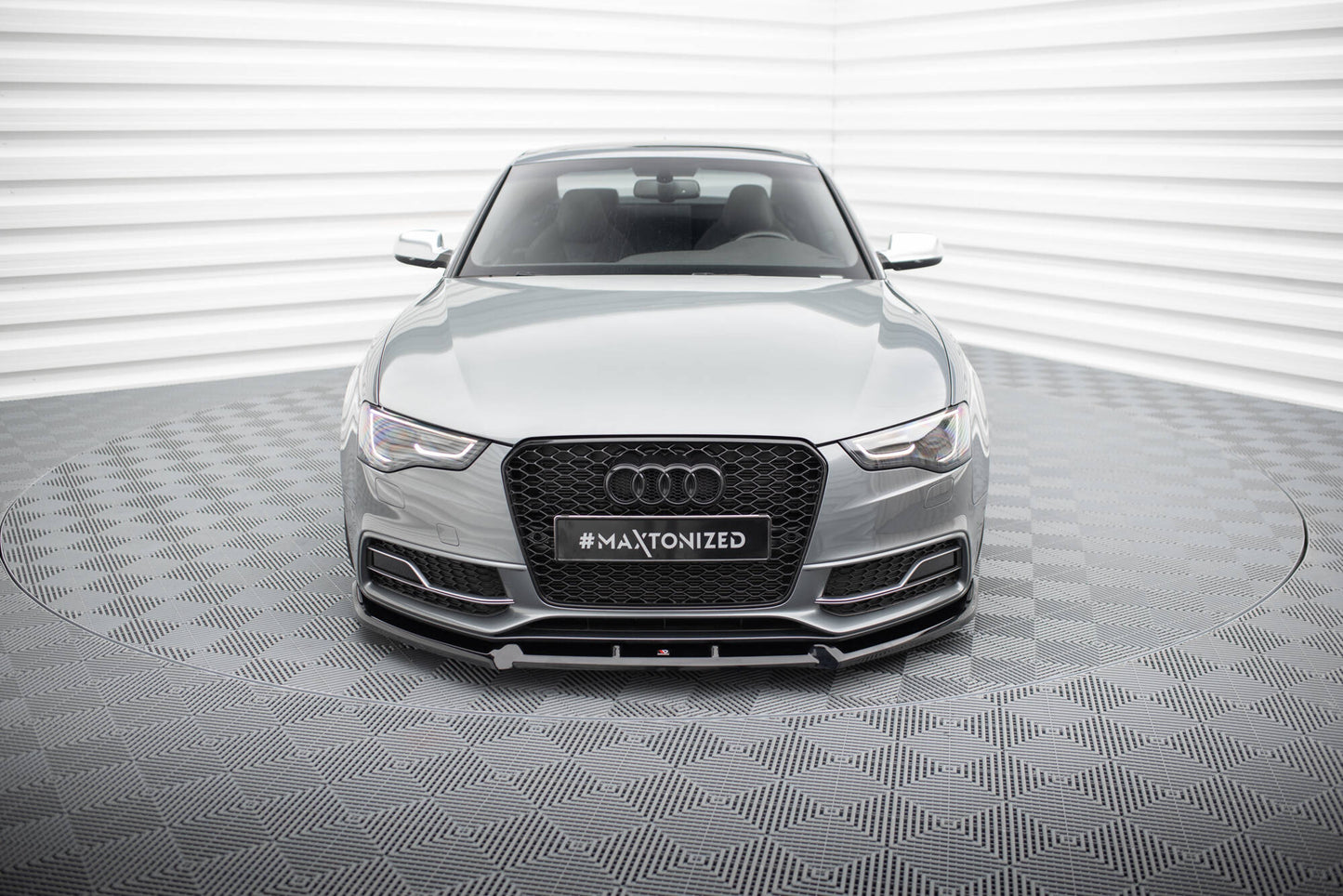 Maxton Front Ansatz V.3 für Audi S5 / A5 S-Line Coupe / Sportback 8T Facelift schwarz Hochglanz