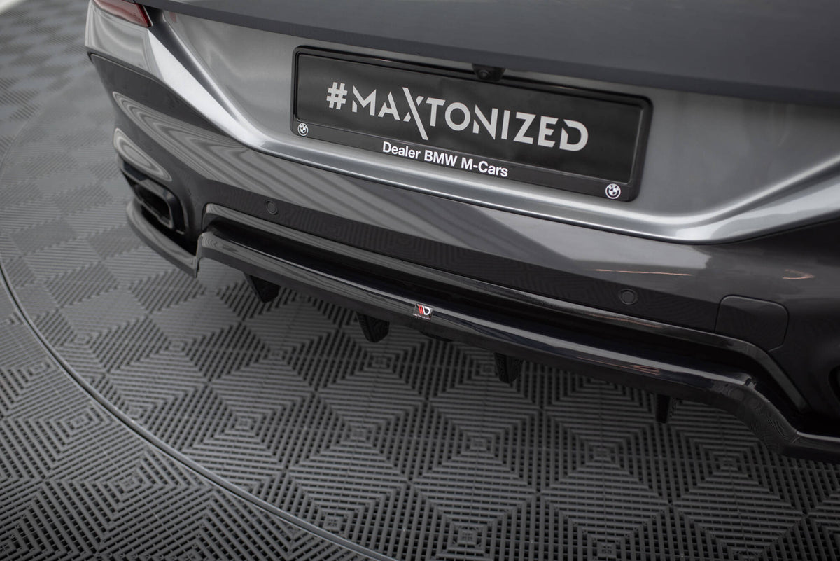 Maxton Mittlerer Diffusor Heck Ansatz DTM Look für V.1 BMW X6 M-Paket G06 Facelift schwarz Hochglanz