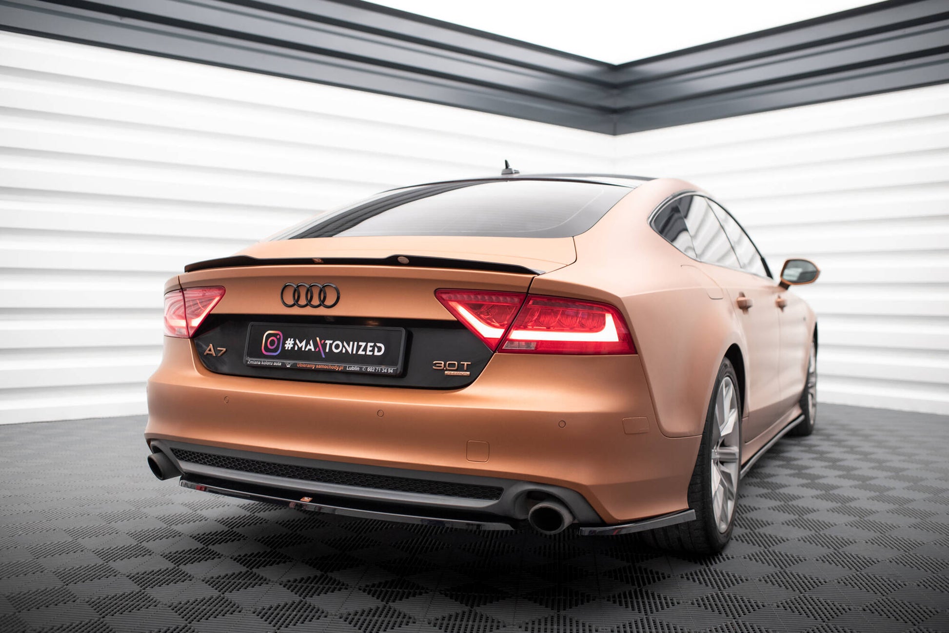 Maxton Heck Ansatz Flaps Diffusor V.2 für Audi A7 S-Line C7 schwarz Hochglanz