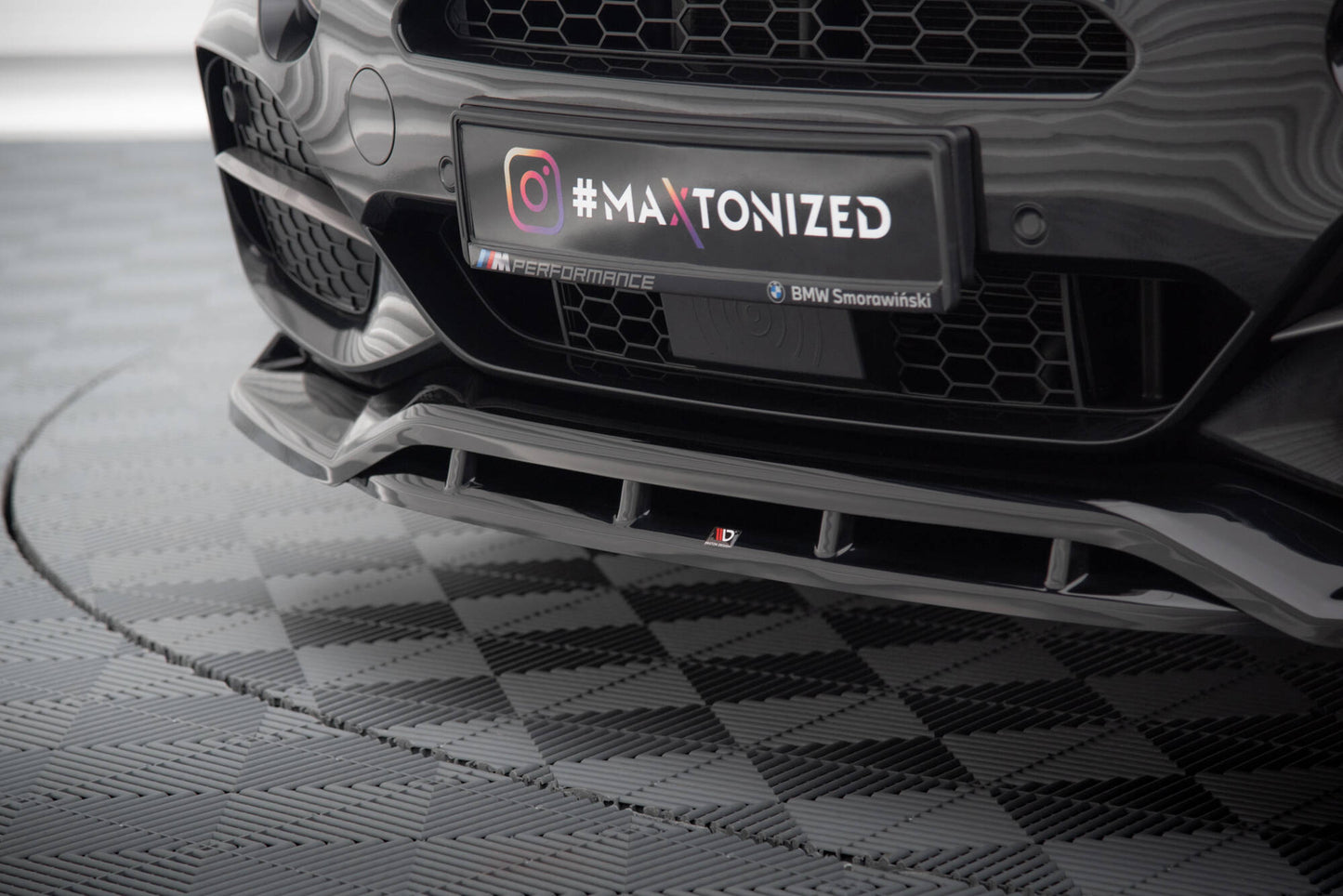 Maxton Front Ansatz V.3 für BMW X5 M-Paket F15 schwarz Hochglanz